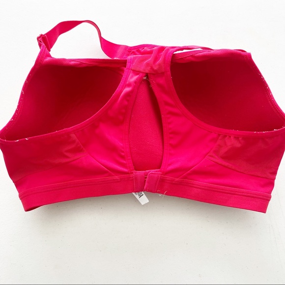 Victoria Sport Red Incredible Lightweight Max Lined Support Sport Bra - Picture 4 of 11